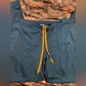 Large Carhartt scrubs